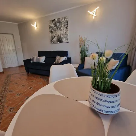 Apartament Hexagon Nr 13 *